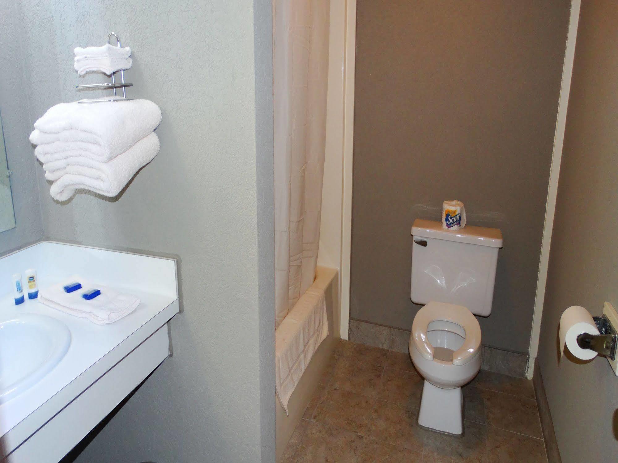 Attican Motel - Attica - Batavia - Warsaw - Darien Lake Εξωτερικό φωτογραφία