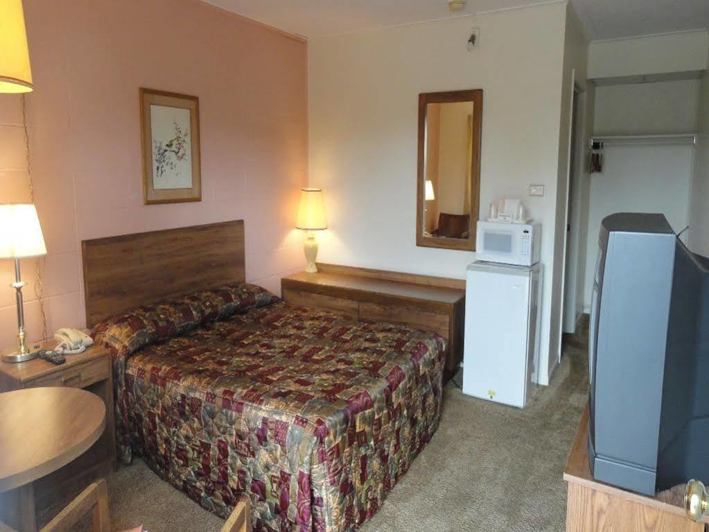 Attican Motel - Attica - Batavia - Warsaw - Darien Lake Εξωτερικό φωτογραφία
