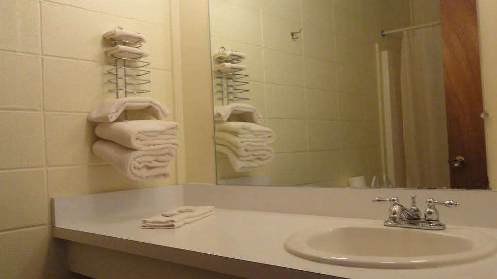 Attican Motel - Attica - Batavia - Warsaw - Darien Lake Εξωτερικό φωτογραφία